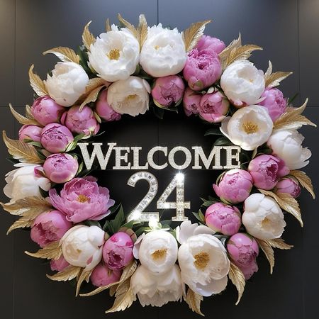 Welcome 24 Mukachevo Ngoại thất bức ảnh