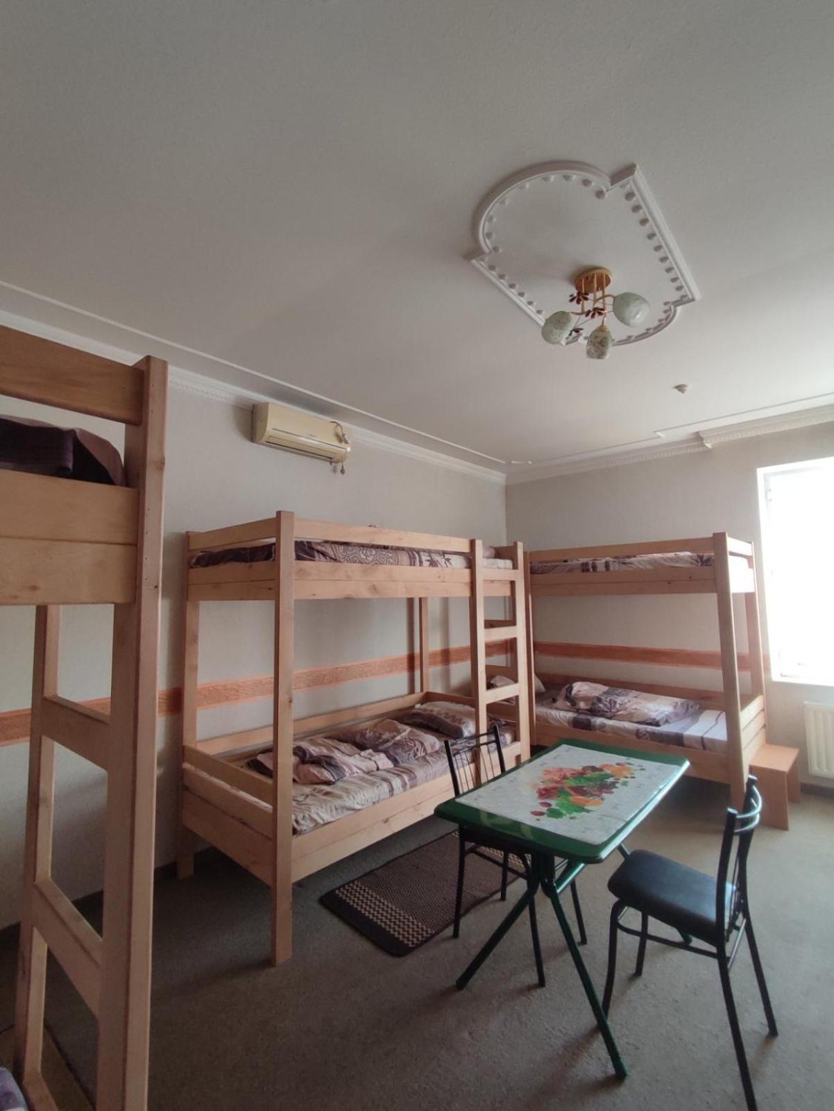 Welcome 24 Mukachevo Ngoại thất bức ảnh
