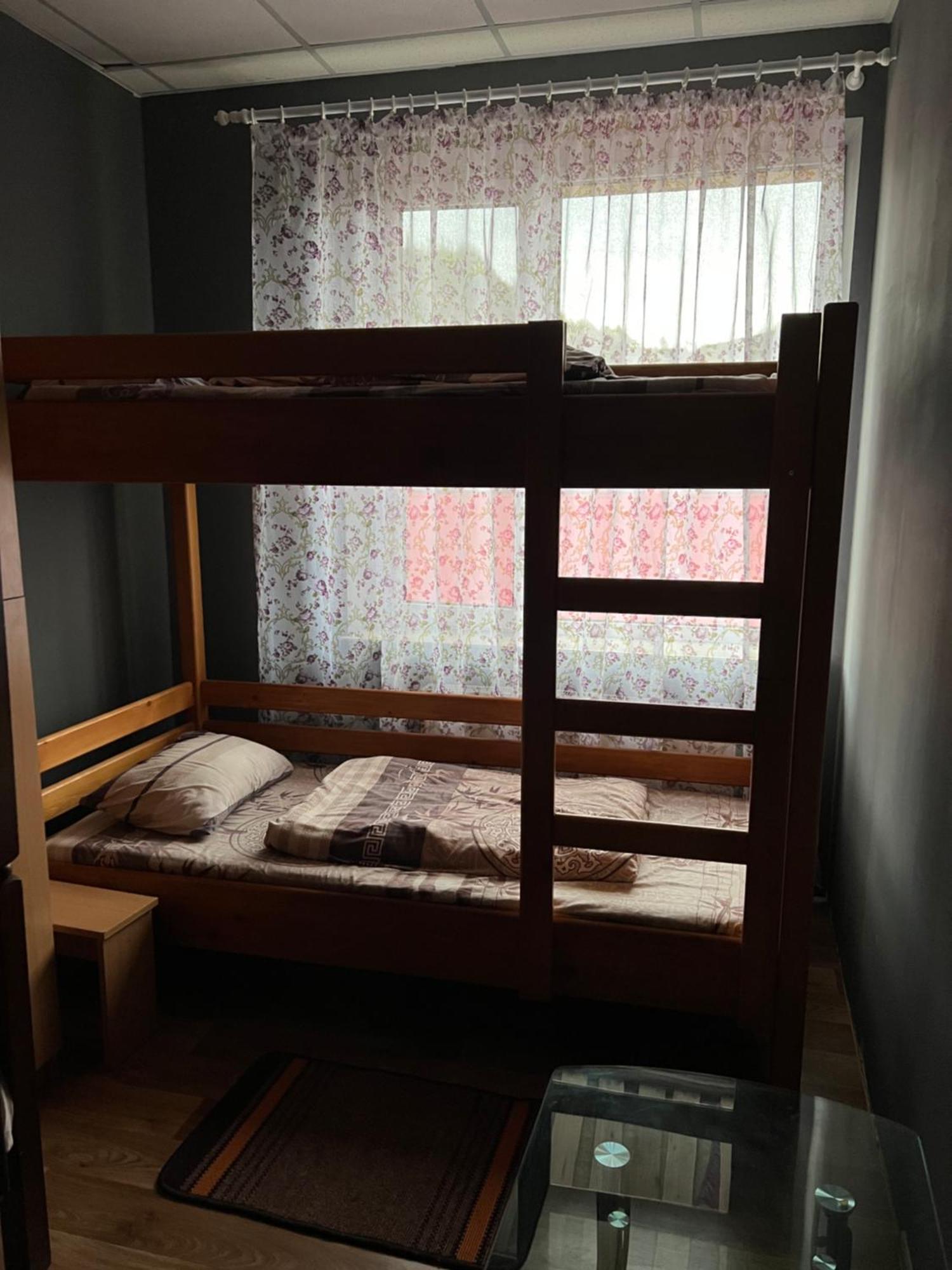 Welcome 24 Mukachevo Ngoại thất bức ảnh