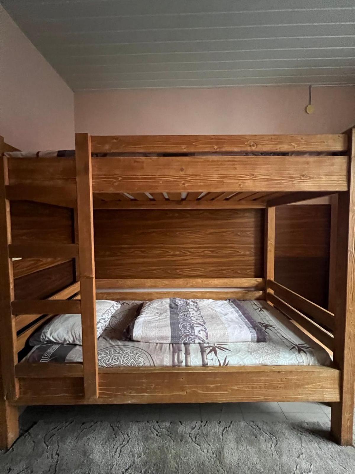 Welcome 24 Mukachevo Ngoại thất bức ảnh