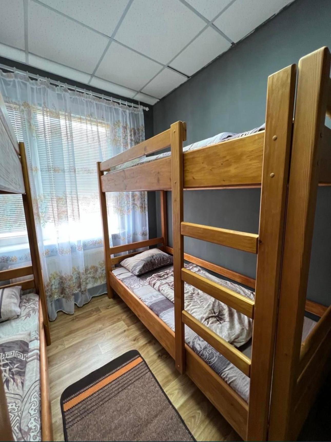 Welcome 24 Mukachevo Ngoại thất bức ảnh
